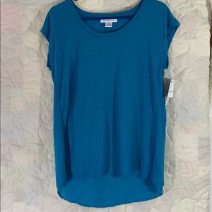 LIZ CLAIBORNE. NWT Women's top. Size S.